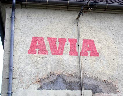 AVIA