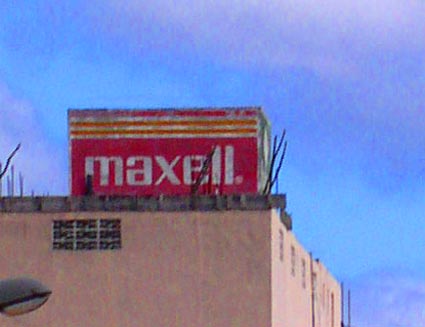 publicit Maxell