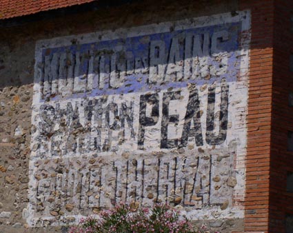 publicit MOLITG LES BAINS