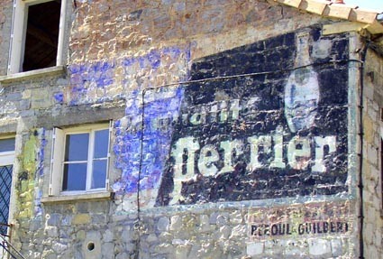 Ancienne publicit Perrier