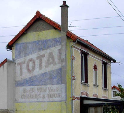Ancienne publicit TOTAL