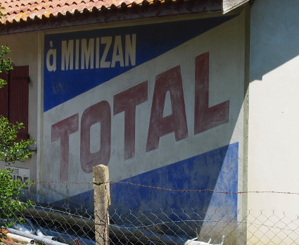Ancienne publicit TOTAL