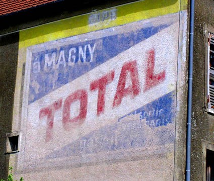Ancienne publicit TOTAL